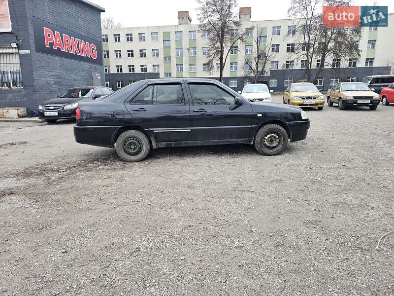 Седан Chery Amulet 2007 в Каменском