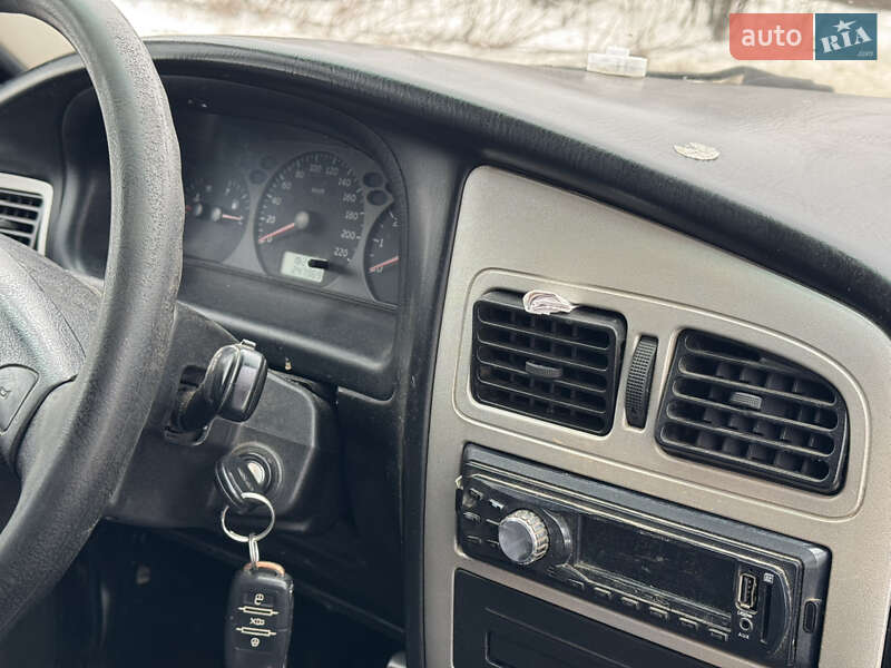 Седан Chery Amulet 2008 в Чернівцях