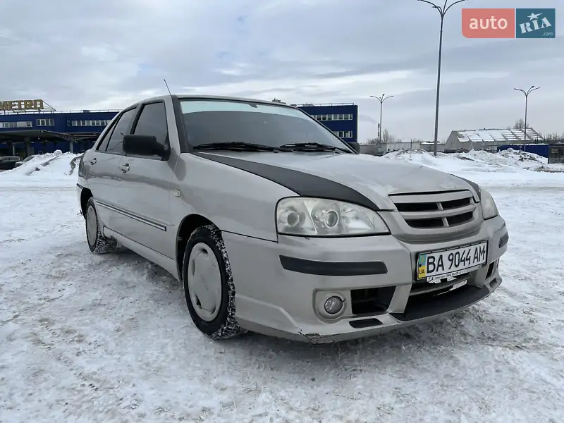 Chery Amulet