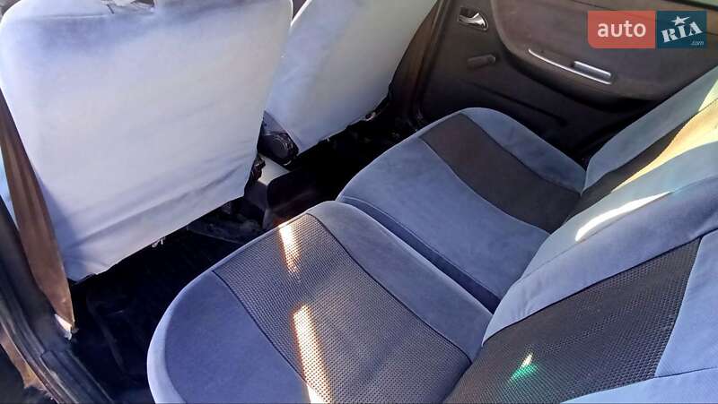 Седан Chery Amulet 2008 в Тростянці