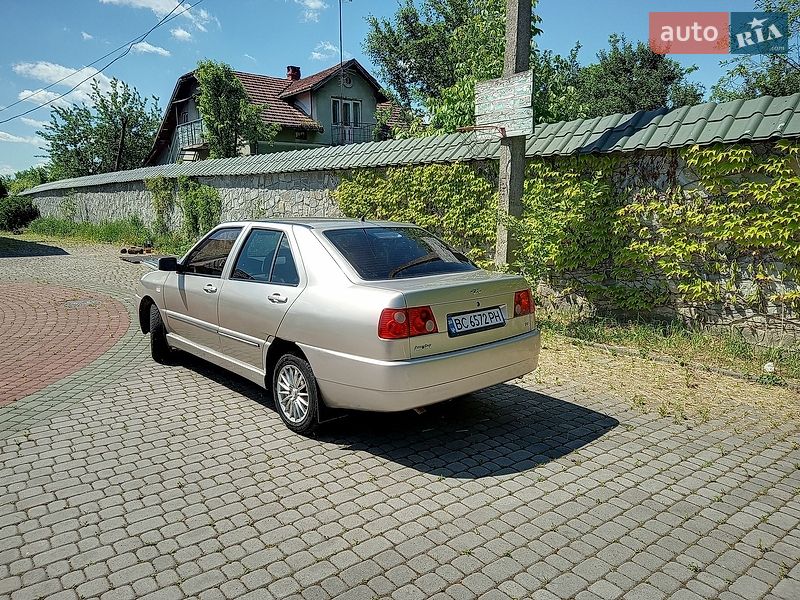 Седан Chery Amulet 2007 в Бориславі