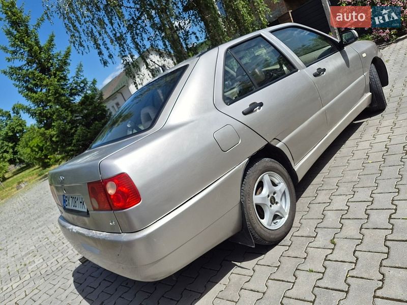 Седан Chery Amulet 2007 в Черновцах