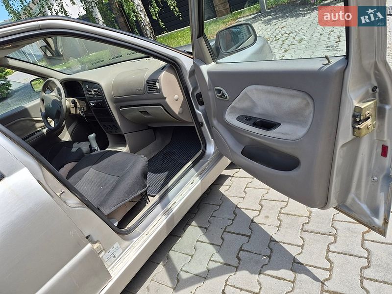 Седан Chery Amulet 2007 в Черновцах
