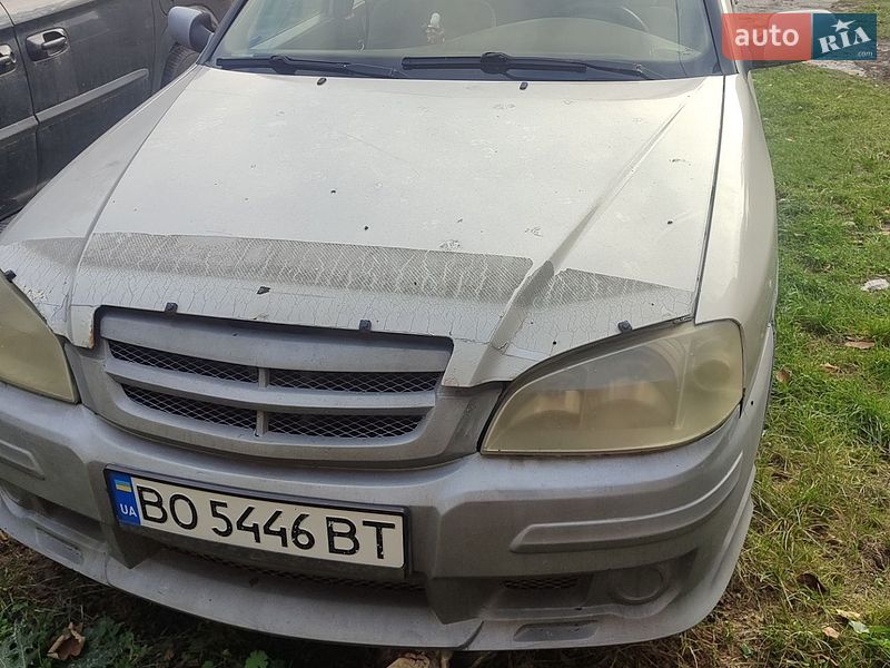 Chery Amulet 2005