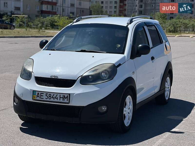 Позашляховик / Кросовер Chery Beat 2012 в 
