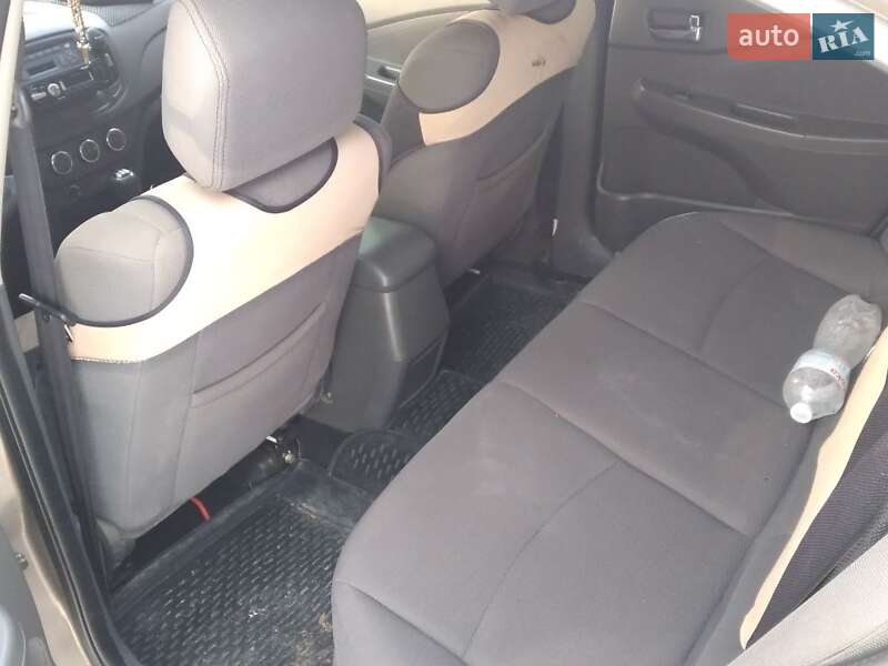 Седан Chery E5 2014 в Львове