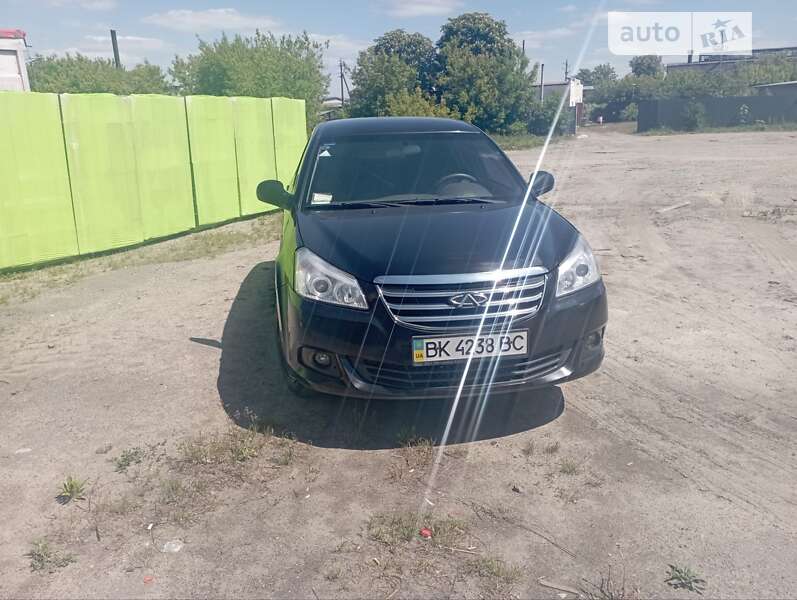 Седан Chery E5 2013 в Сарнах