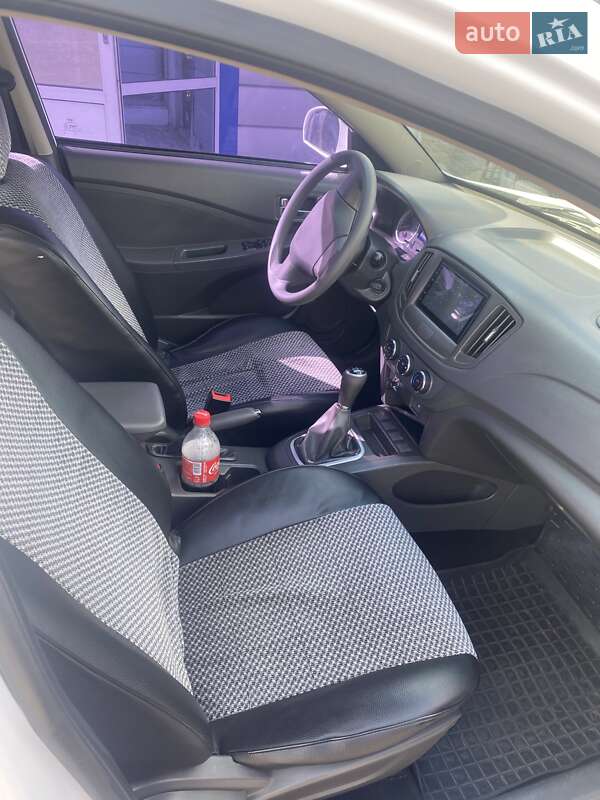 Седан Chery E5 2013 в Вознесенську