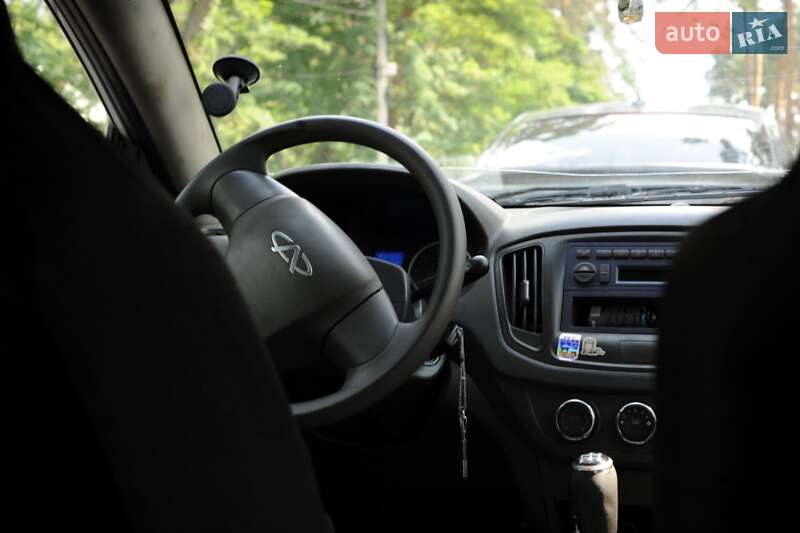 Седан Chery E5 2014 в Ирпене