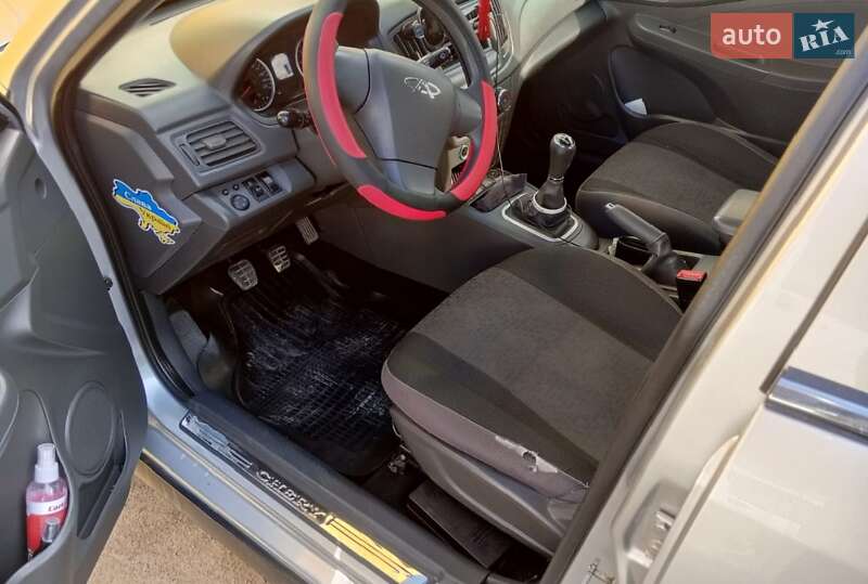 Седан Chery E5 2014 в Обухові