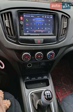 Седан Chery E5 2014 в Самборе