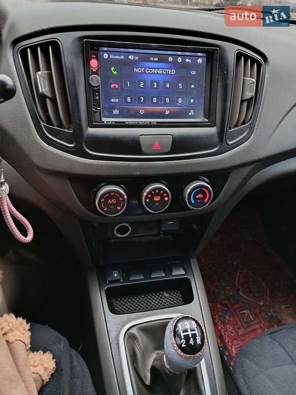 Седан Chery E5 2014 в Самборі