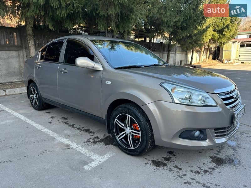2013 Chery E5, VIN LVVDC11BXDD116003:plate — фото 1 (autoria)