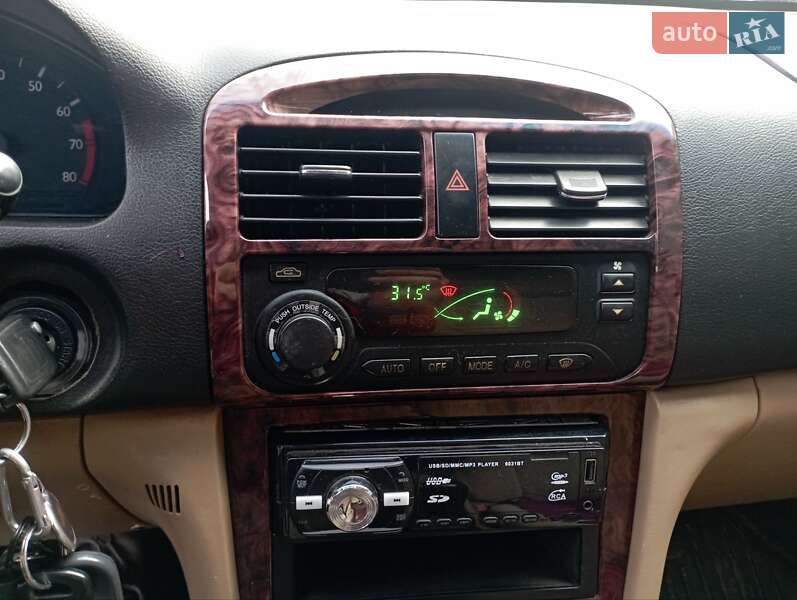 Седан Chery Eastar 2008 в Хоролі