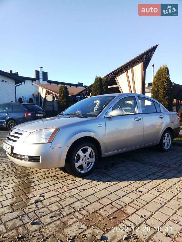 Седан Chery Elara 2008 в Косові
