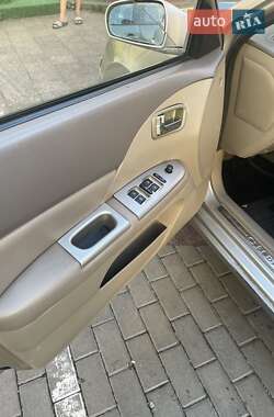 Седан Chery Elara 2008 в 