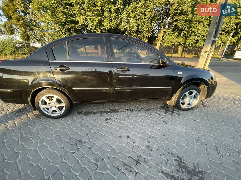 Седан Chery Elara 2010 в 