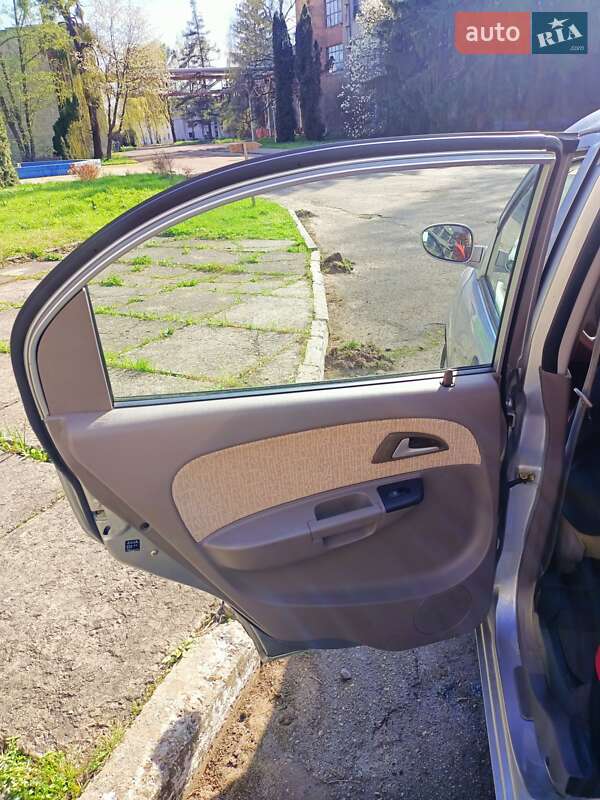 Лифтбек Chery Jaggi 2008 в Львове