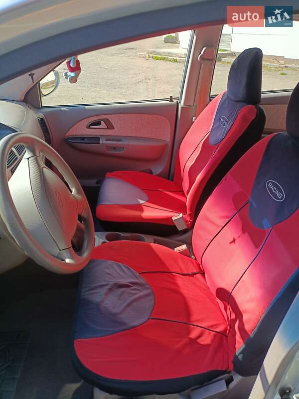 Лифтбек Chery Jaggi 2008 в Львове