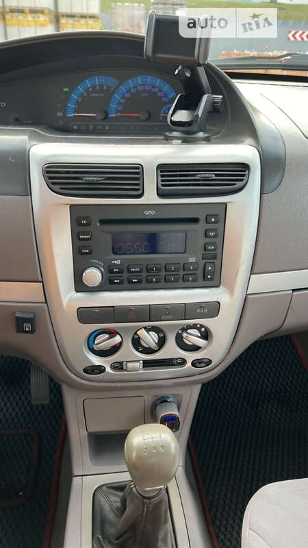 Лифтбек Chery Jaggi 2008 в Житомире