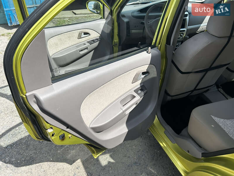Лифтбек Chery Jaggi 2008 в Черкассах