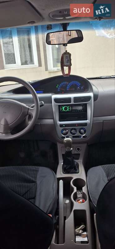 Лифтбек Chery Jaggi 2007 в Калуше