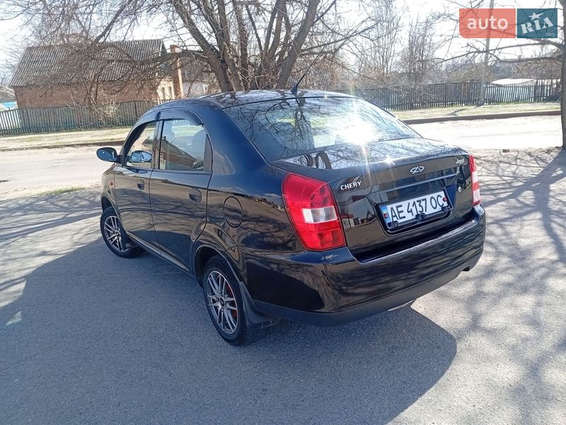 Лифтбек Chery Jaggi 2011 в Никополе