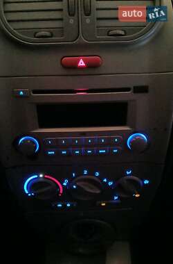 Хэтчбек Chery Kimo 2008 в 