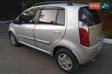 Хэтчбек Chery Kimo 2013 в 
