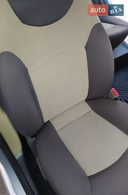 Хэтчбек Chery Kimo 2013 в 