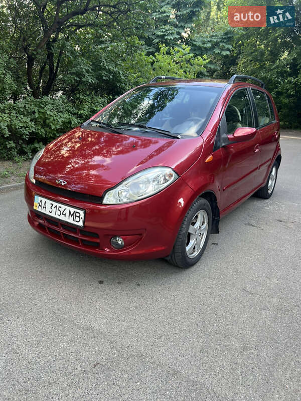 Хэтчбек Chery Kimo 2012 в 