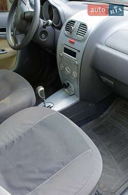 Хэтчбек Chery Kimo 2011 в 