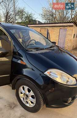 Хэтчбек Chery Kimo 2008 в 