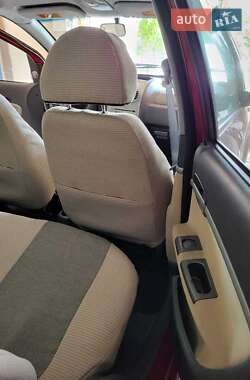 Хэтчбек Chery Kimo 2011 в 