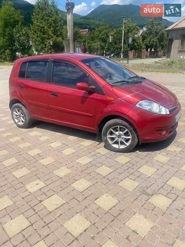 Хэтчбек Chery Kimo 2011 в Мукачево