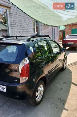 Хэтчбек Chery Kimo 2008 в 