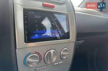Хэтчбек Chery Kimo 2011 в 