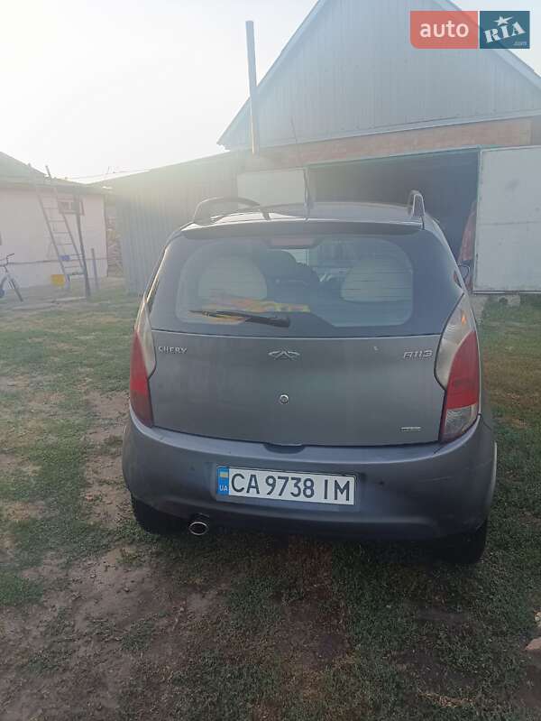 Хэтчбек Chery Kimo 2008 в Смеле