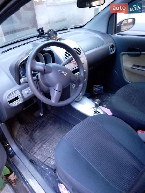Хэтчбек Chery Kimo 2013 в  фото Хэтчбек Chery Kimo 2013 в