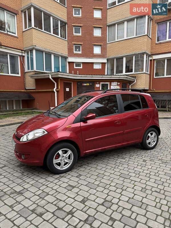 Хэтчбек Chery Kimo 2011 в Ирпене