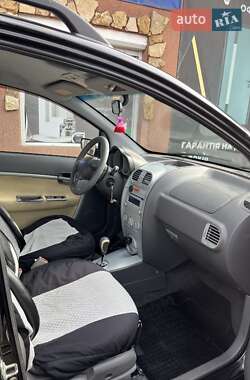Хэтчбек Chery Kimo 2011 в Измаиле фото 4 Хэтчбек Chery Kimo 2011 в Измаиле