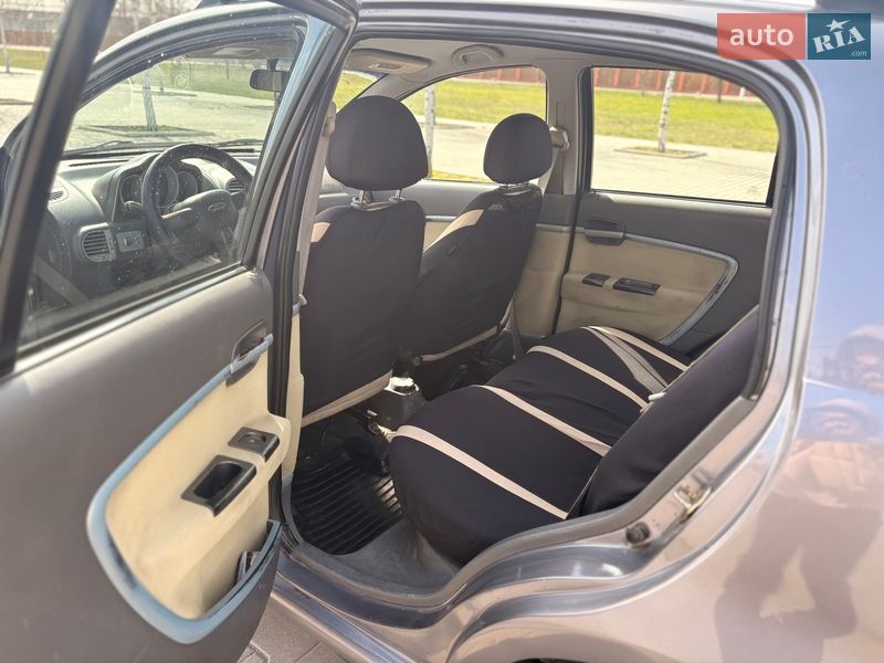 Хэтчбек Chery Kimo 2008 в Измаиле