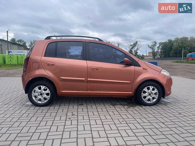 Хэтчбек Chery Kimo 2008 в Коростене