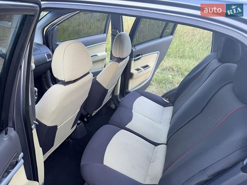 Хэтчбек Chery Kimo 2010 в Киеве