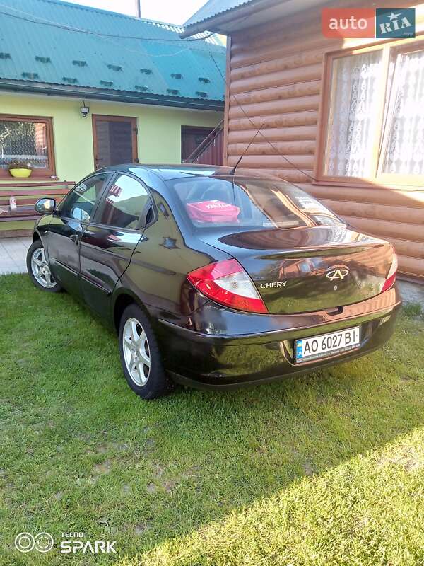 Седан Chery M11 2012 в Рахове