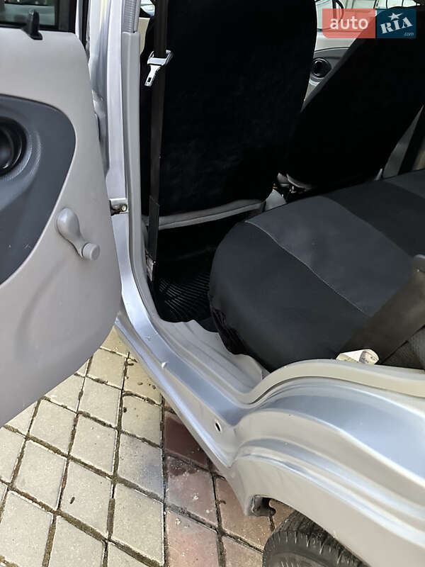 Хэтчбек Chery QQ 2007 в Новом фото 14 Хэтчбек Chery QQ 2007 в Новом