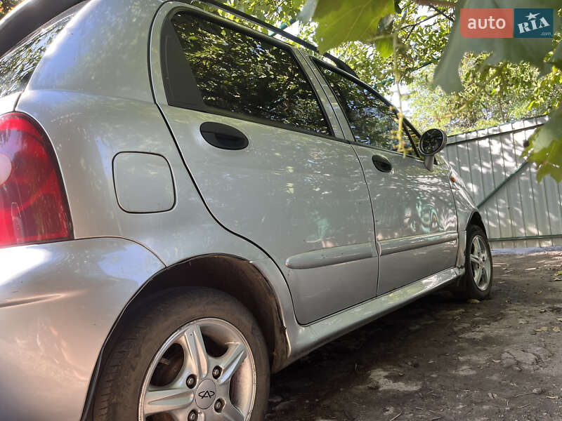 Хэтчбек Chery QQ 2008 в Новомосковске фото 4 Хэтчбек Chery QQ 2008 в Новомосковске