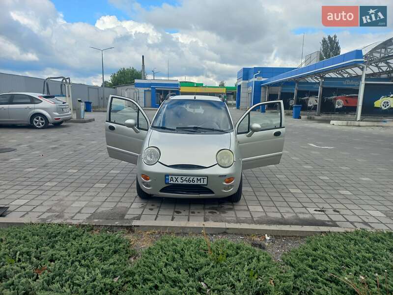 Хэтчбек Chery QQ 2012 в 