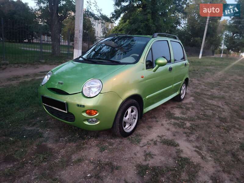 Хэтчбек Chery QQ 2012 в 