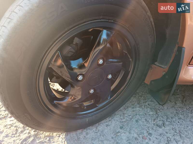 Хетчбек Chery QQ 2012 в Дніпрі